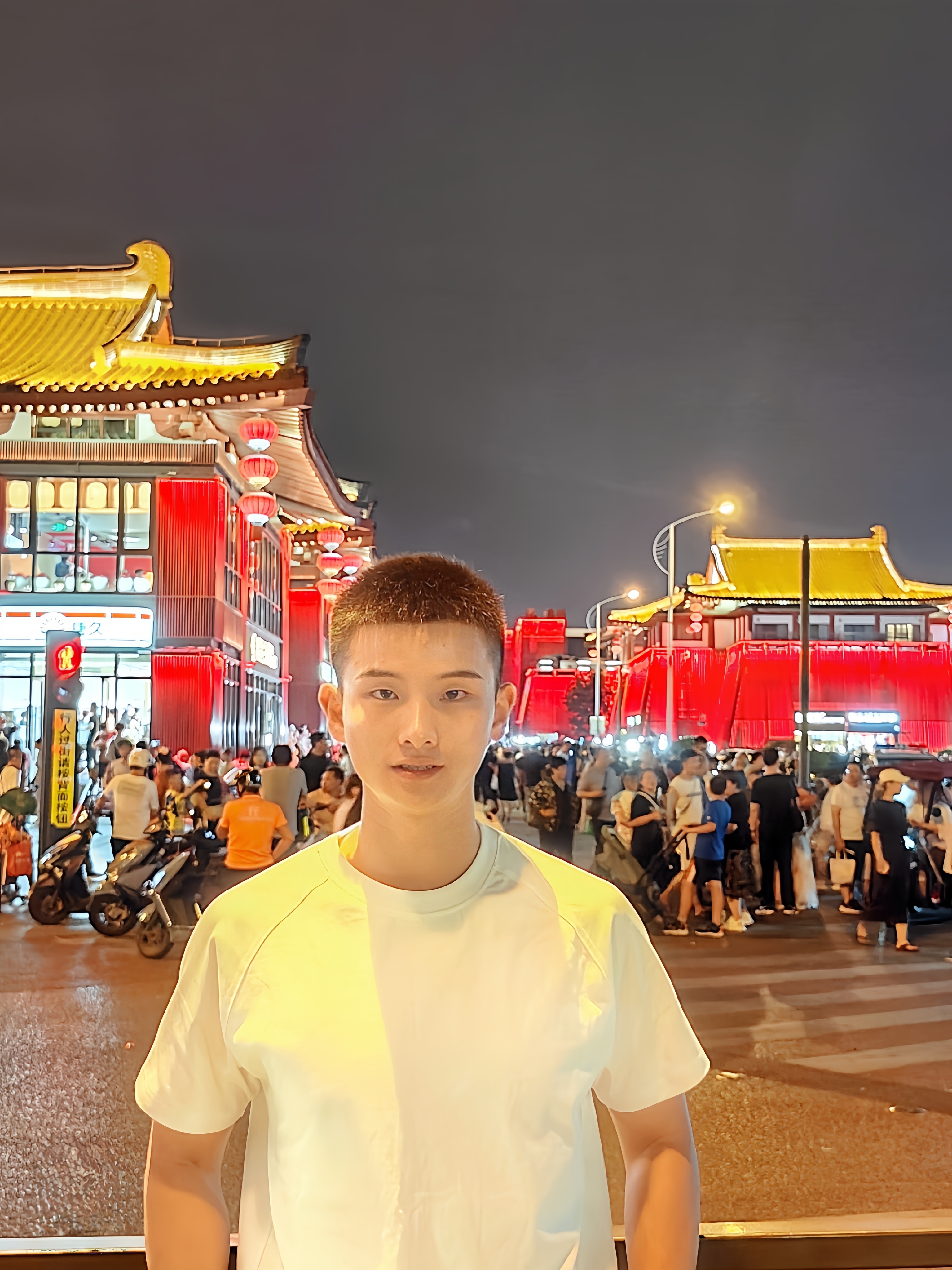 全国司机保镖白阿姨公开照片