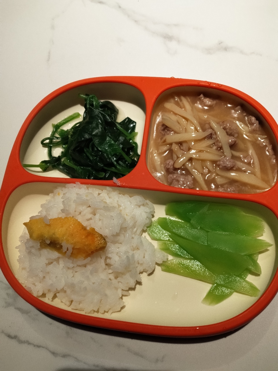 韦阿姨工作生活照10