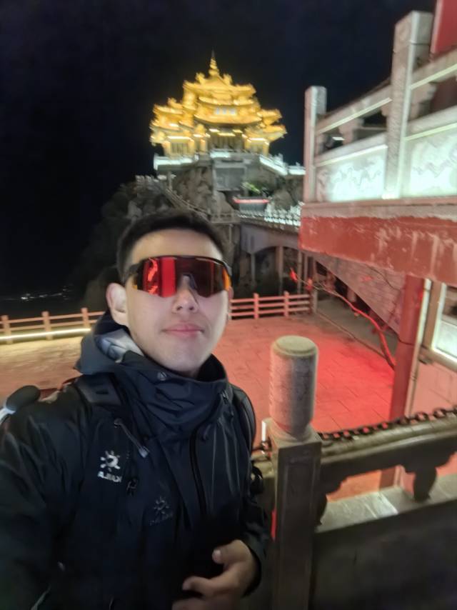 刘师傅缩略图2