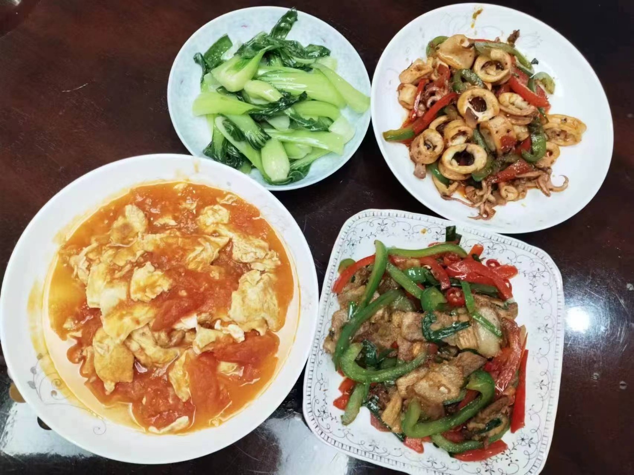 陈阿姨工作生活照1