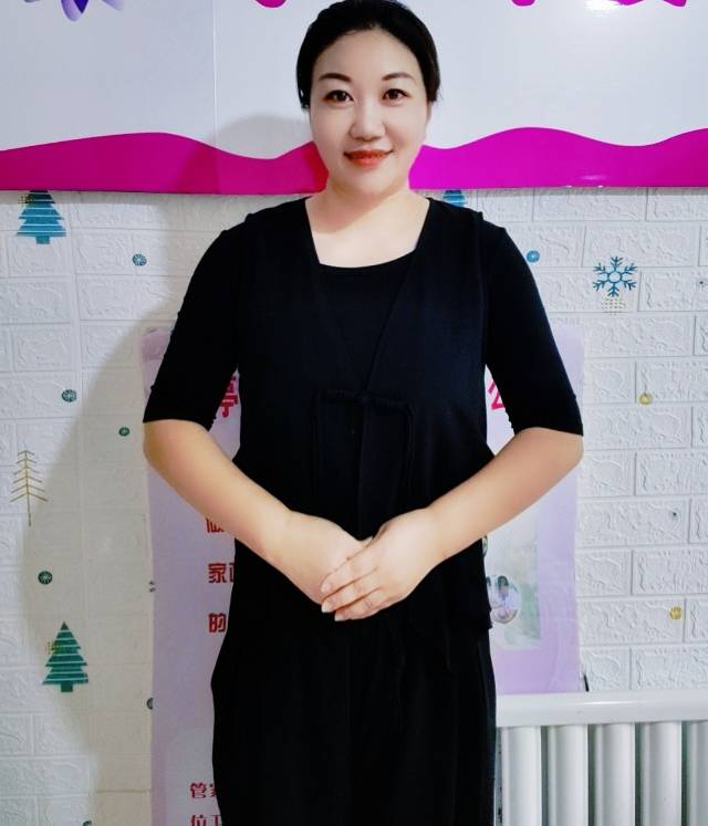 全国成长陪伴师、育婴师、月嫂梁阿姨公开照片