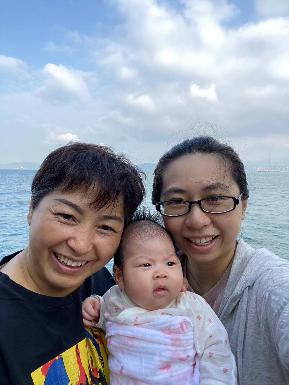秦阿姨工作生活照10