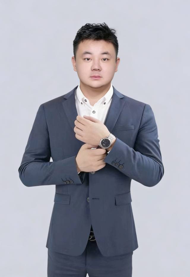 家政司机保镖王师傅公开照片