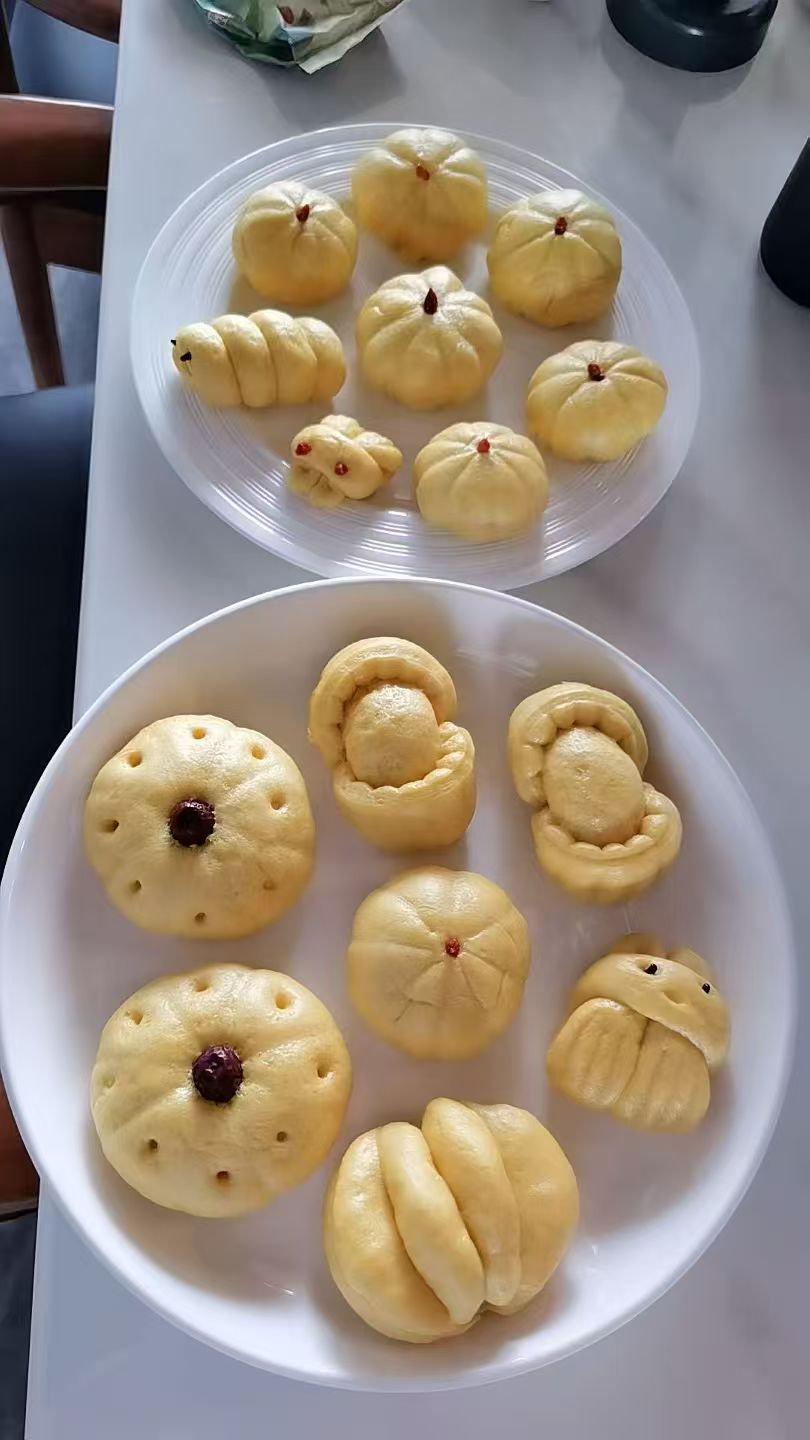 刘阿姨工作生活照8