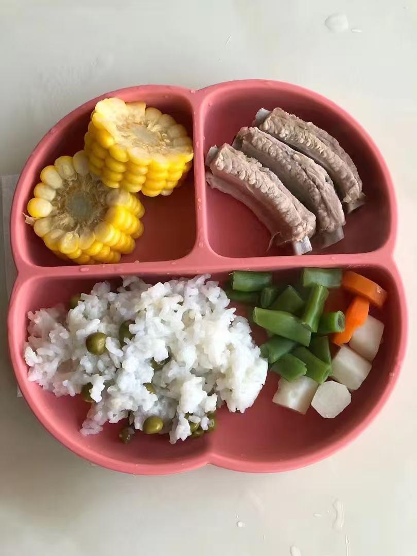 张阿姨工作生活照11