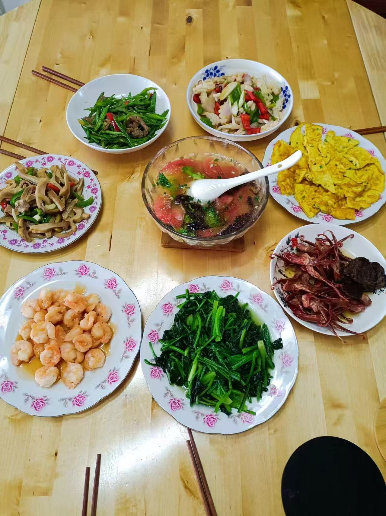 勾阿姨缩略图2