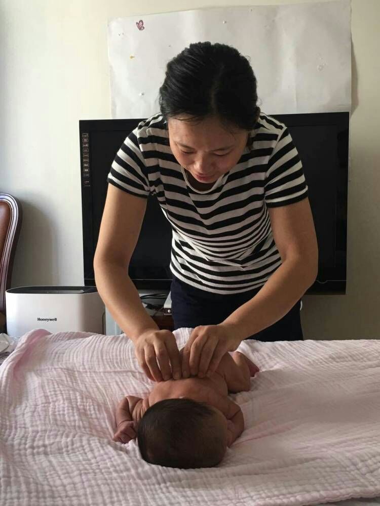 姚阿姨工作生活照9