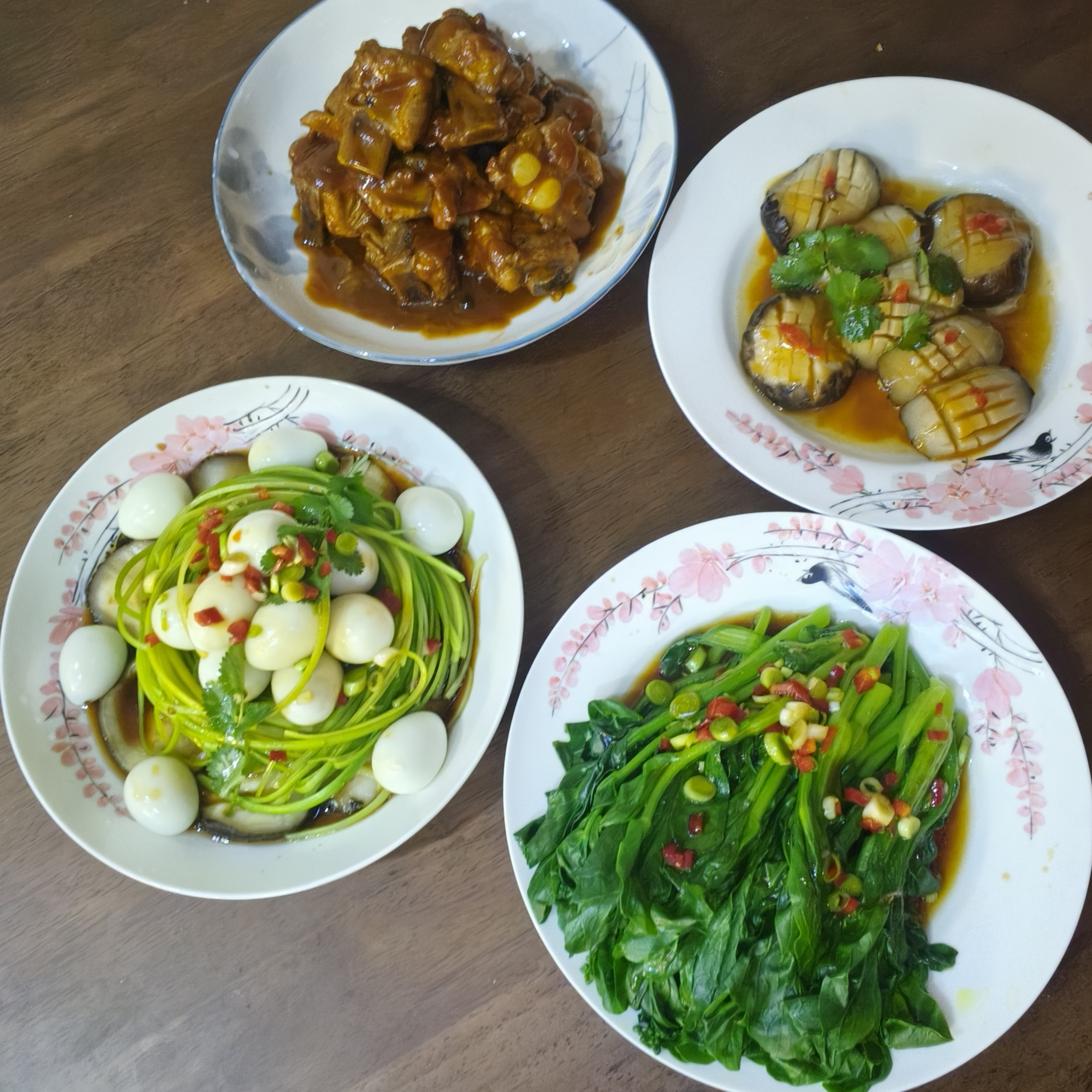 程阿姨工作生活照1