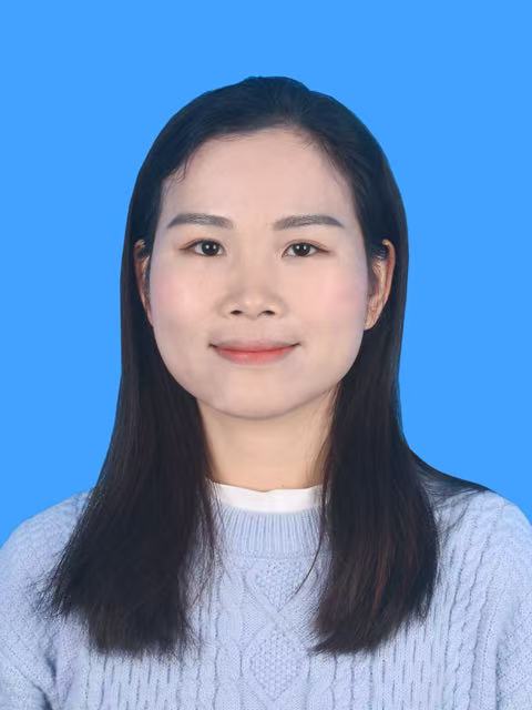 家政育婴师谢阿姨公开照片