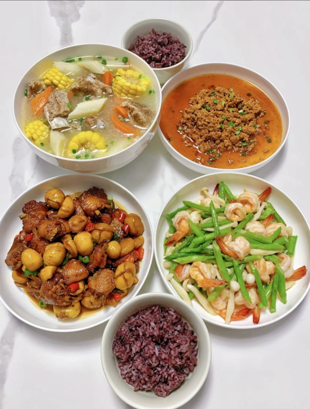 童阿姨工作生活照3