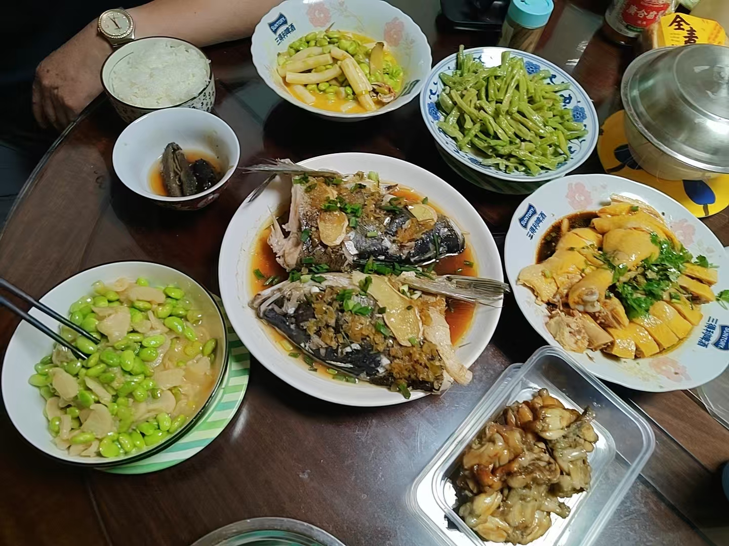 朱阿姨工作生活照2