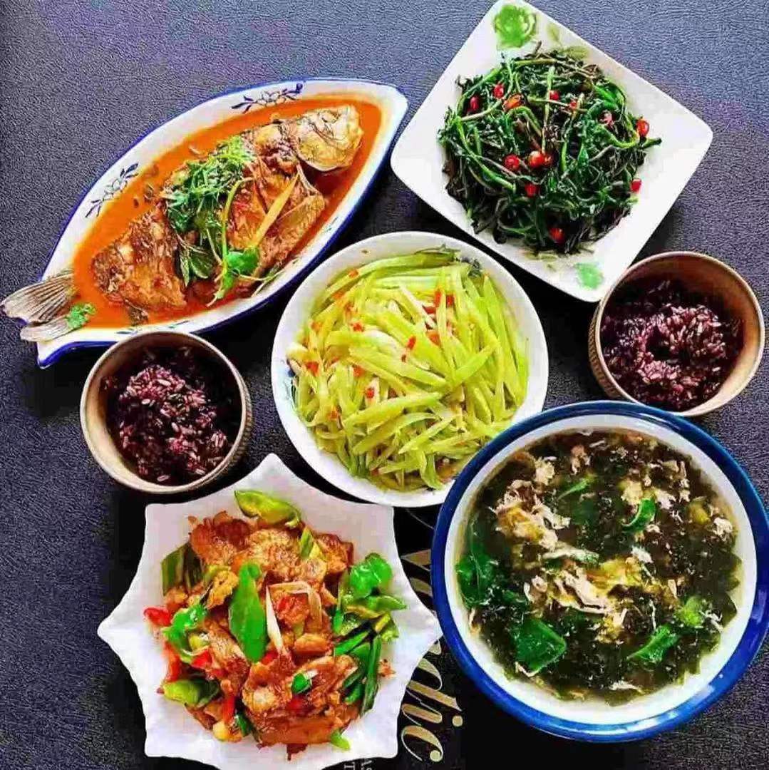 夏阿姨工作生活照3