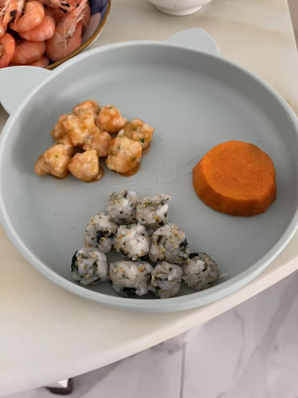 姚阿姨工作生活照8