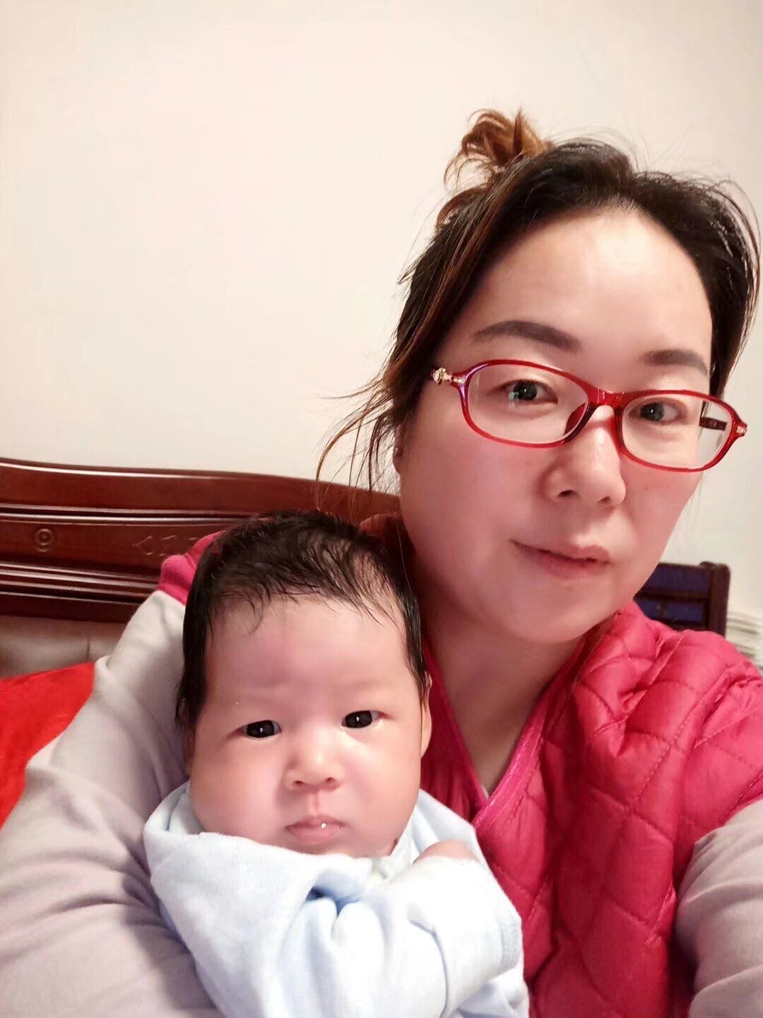 杨阿姨工作生活照2