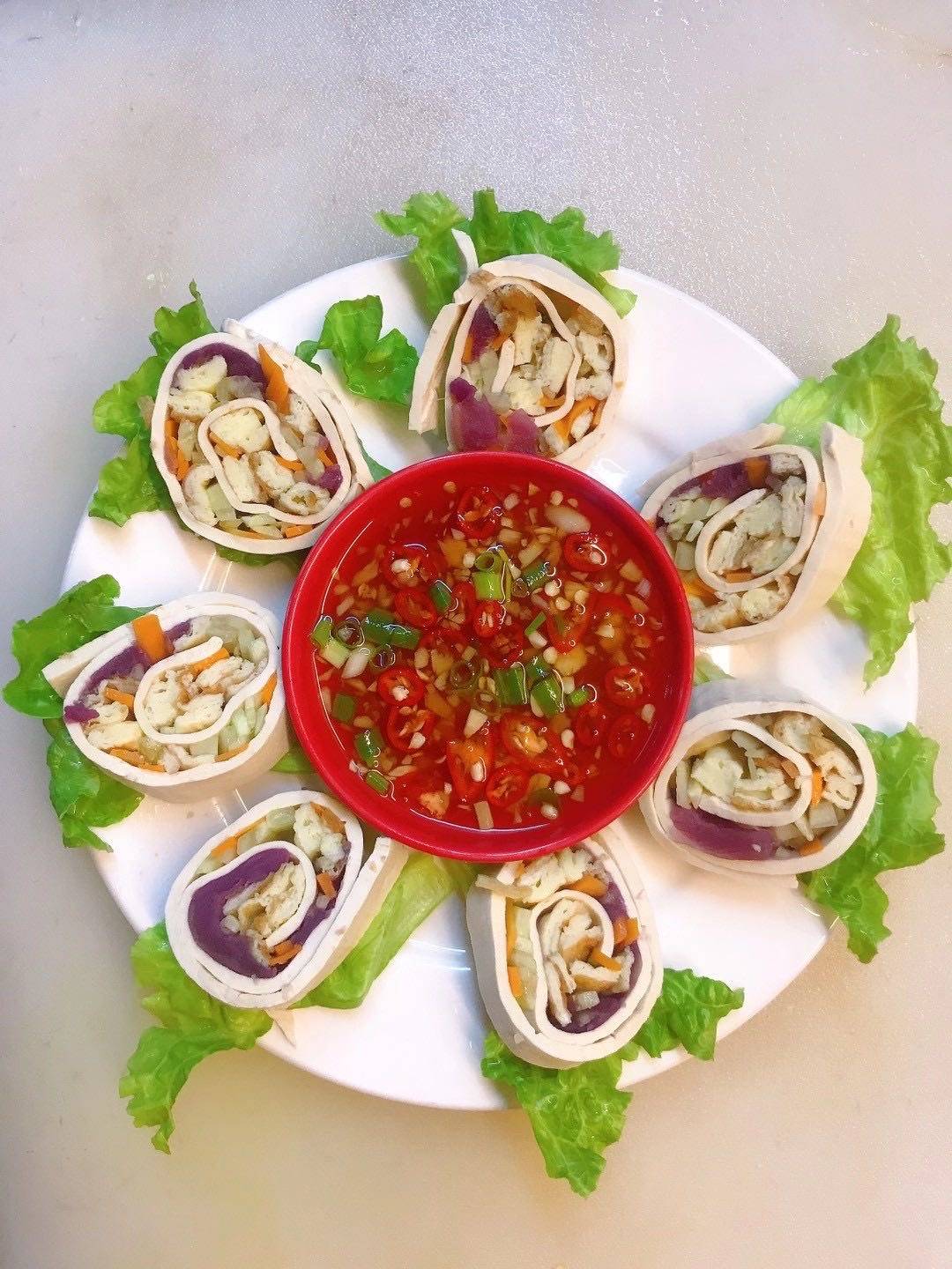 覃阿姨工作生活照10