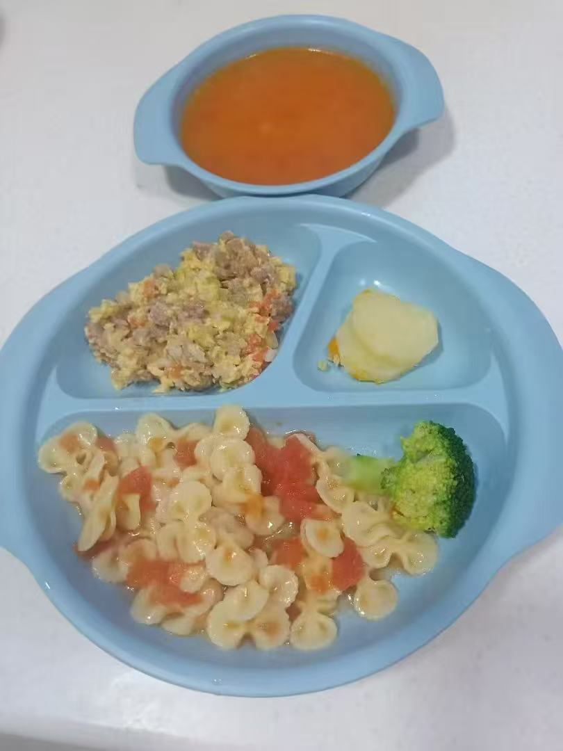 陈阿姨工作生活照11