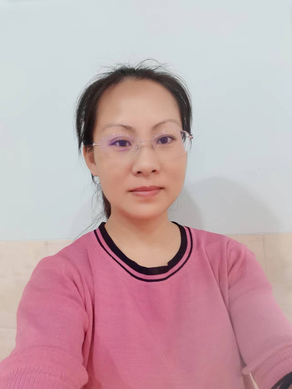 凌阿姨公开照片