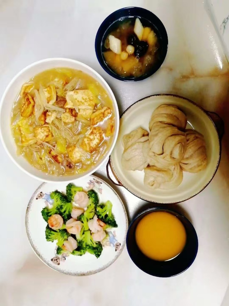 芦阿姨工作生活照5
