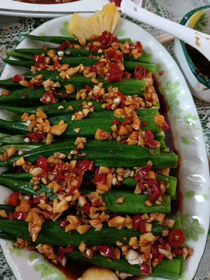 徐阿姨工作生活照2