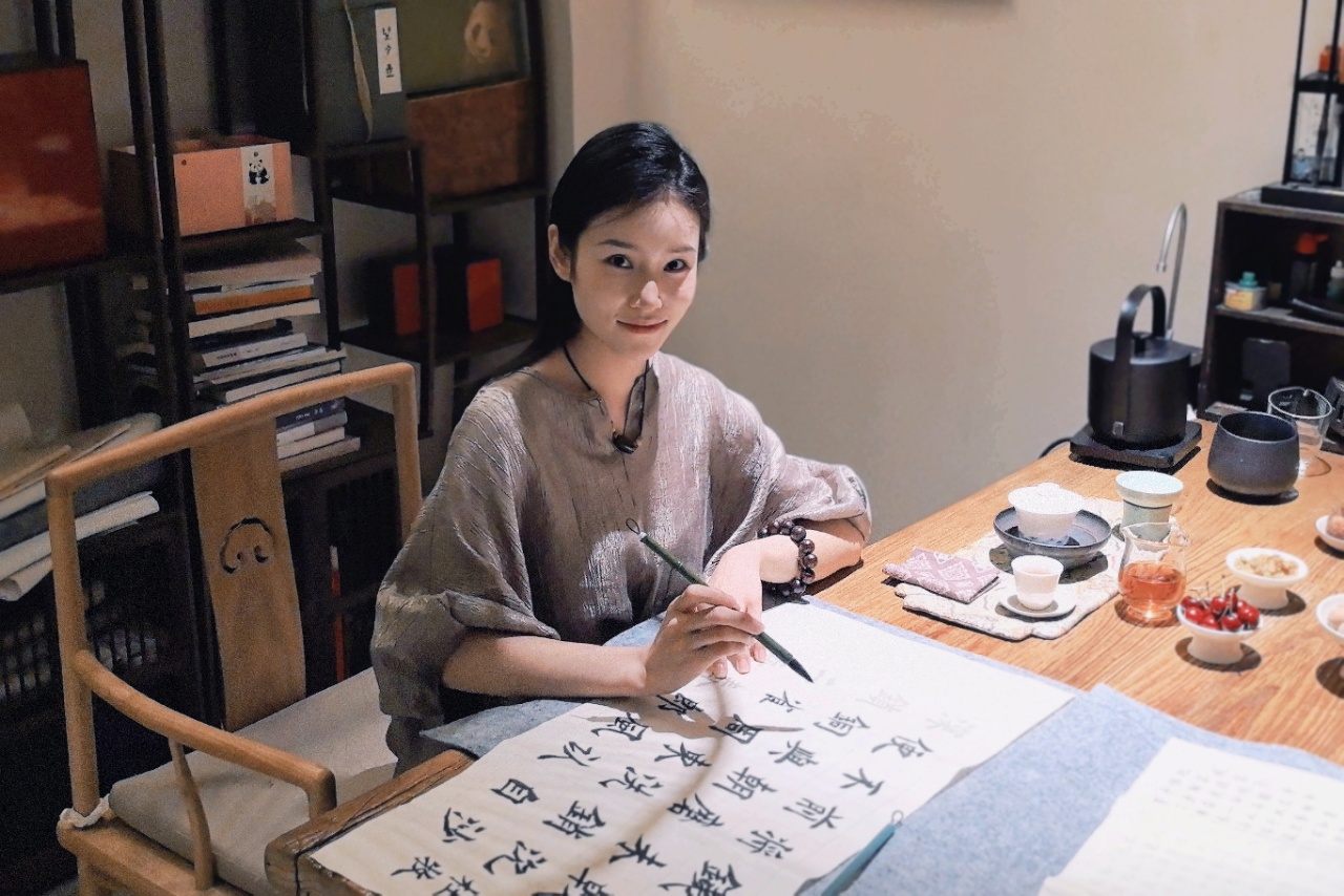 秦阿姨缩略图2