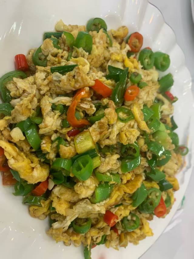 况阿姨工作生活照7