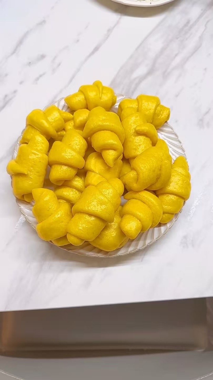 尹阿姨工作生活照9