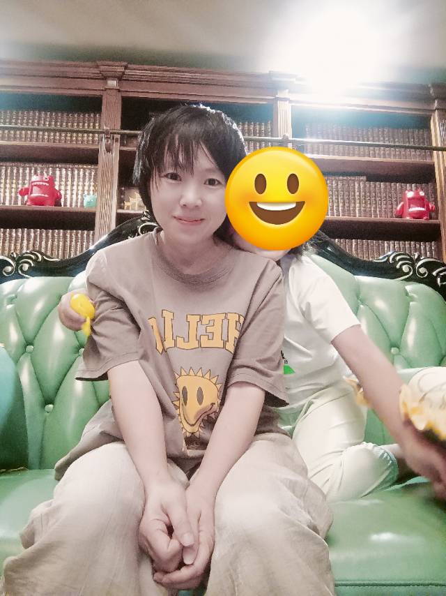 况阿姨工作生活照2