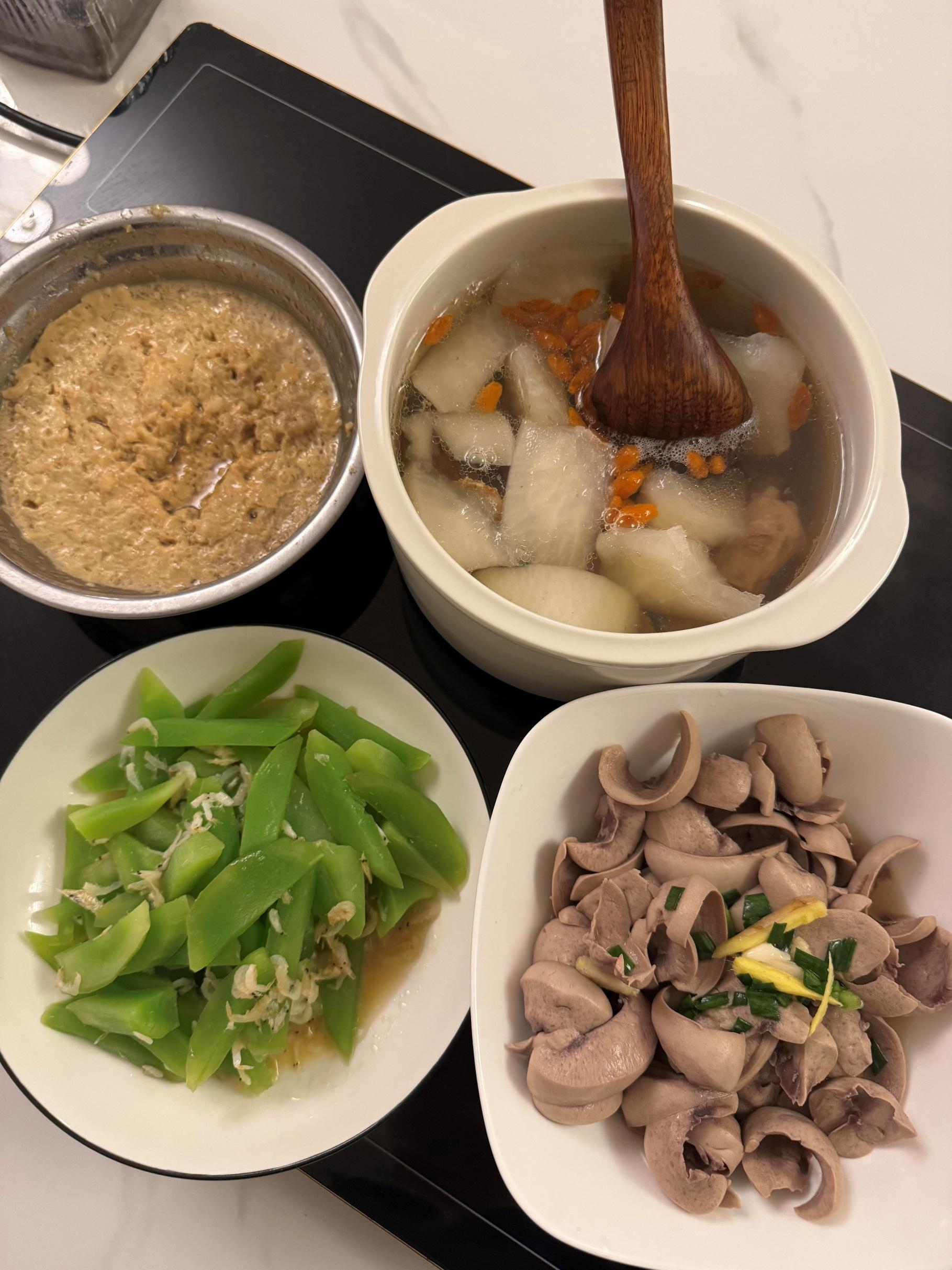 林阿姨工作生活照2