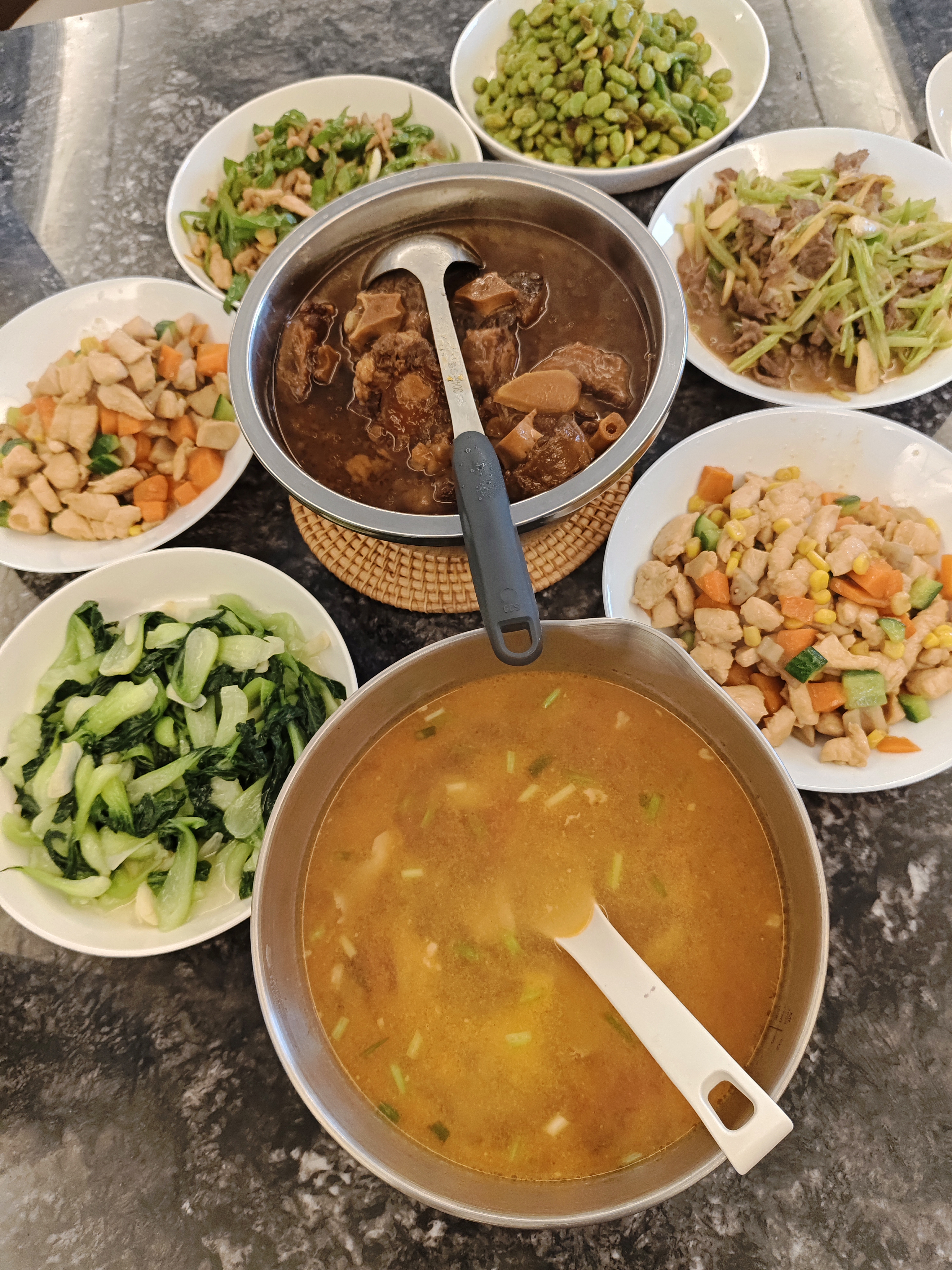 王阿姨工作生活照7