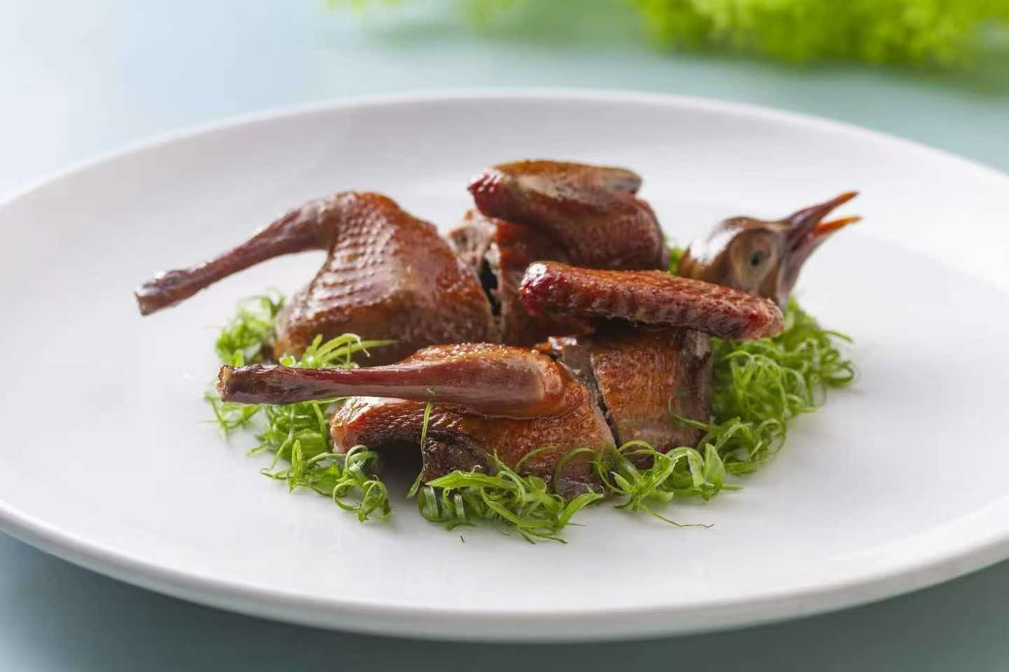 彭阿姨工作生活照9