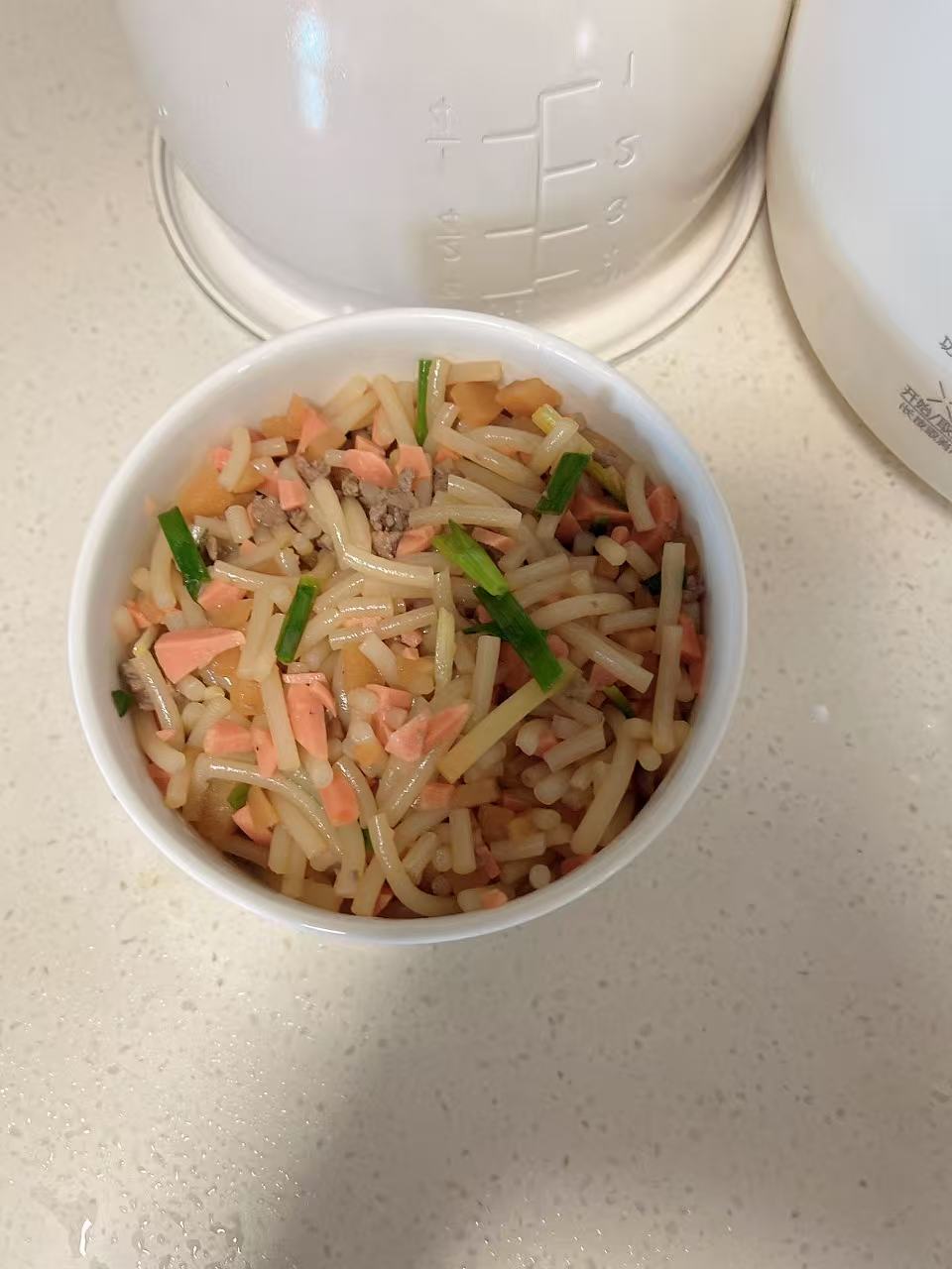 周阿姨工作生活照4