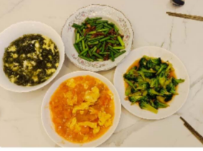 樊阿姨工作生活照2