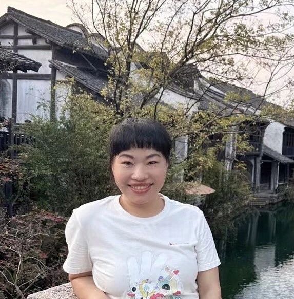 邓阿姨缩略图3