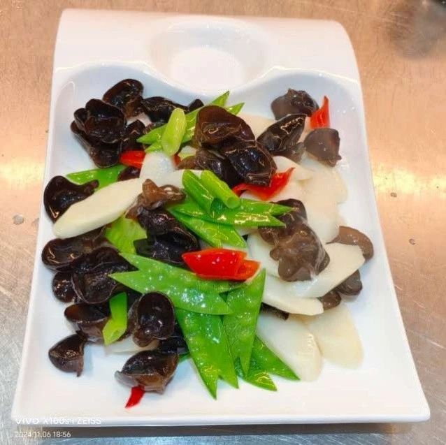 刘阿姨工作生活照12