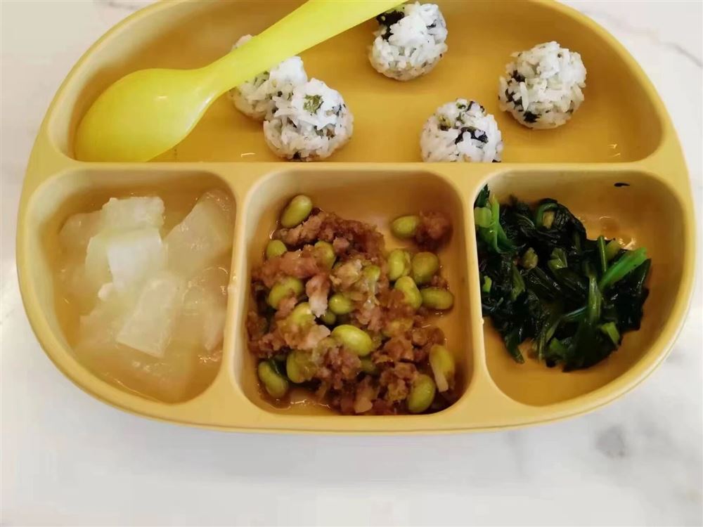 张阿姨工作生活照11