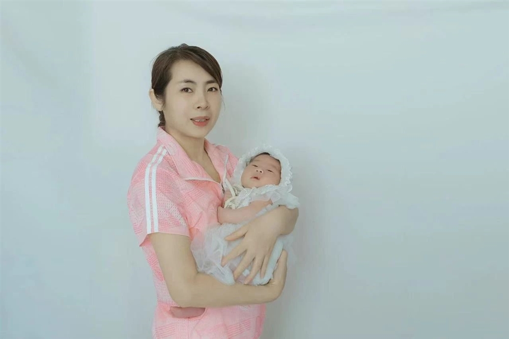姜阿姨工作生活照4