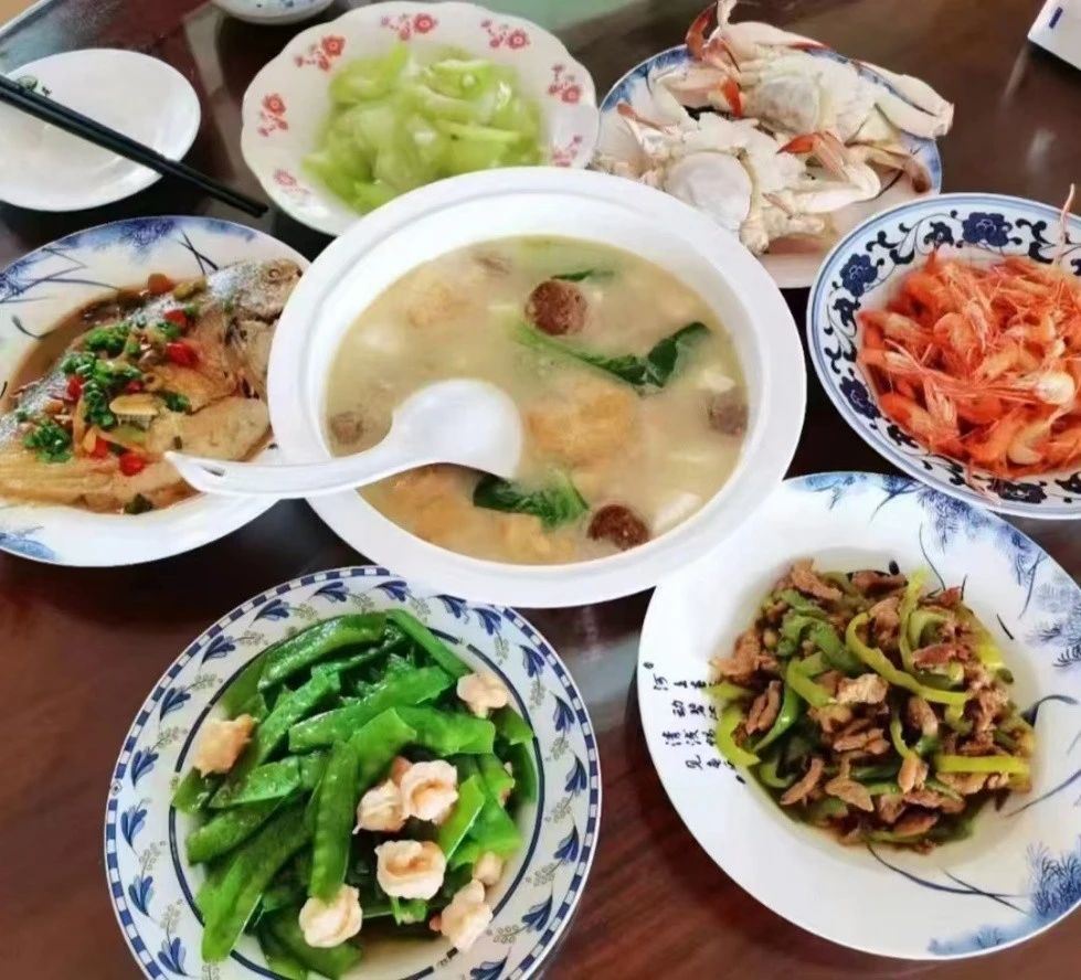 赵阿姨工作生活照2
