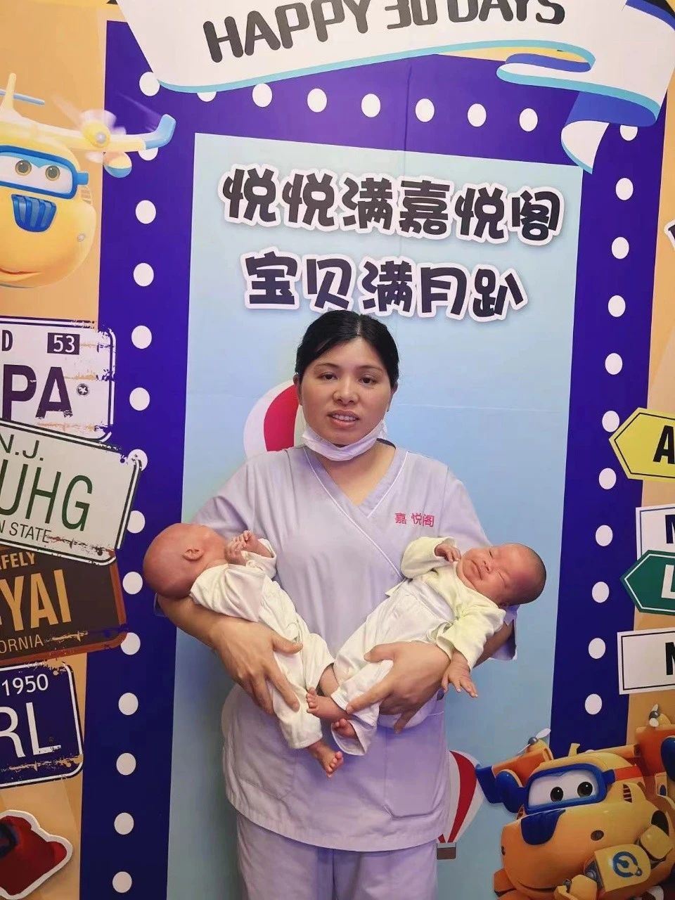 雷阿姨工作生活照4