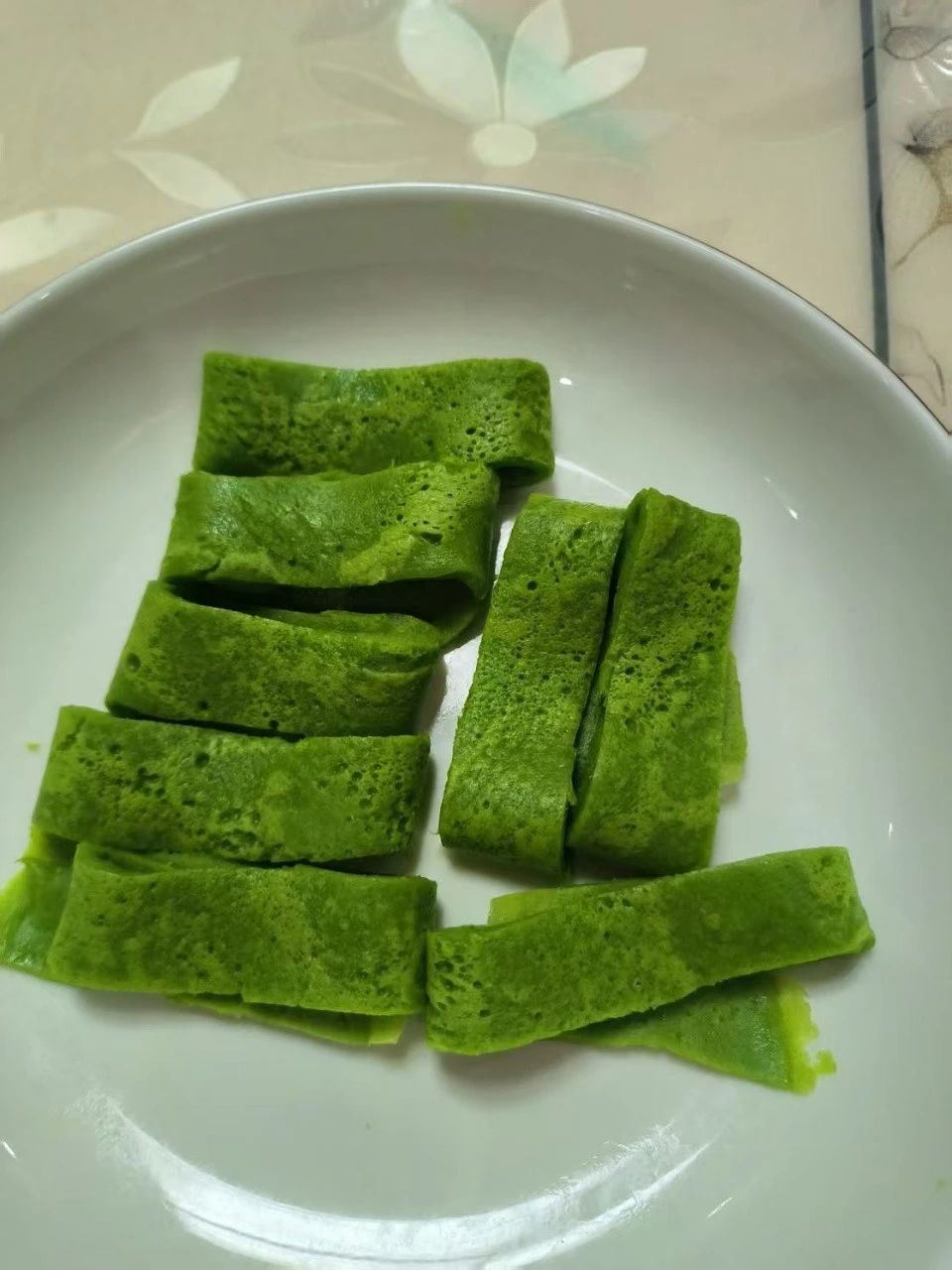 邓阿姨工作生活照5