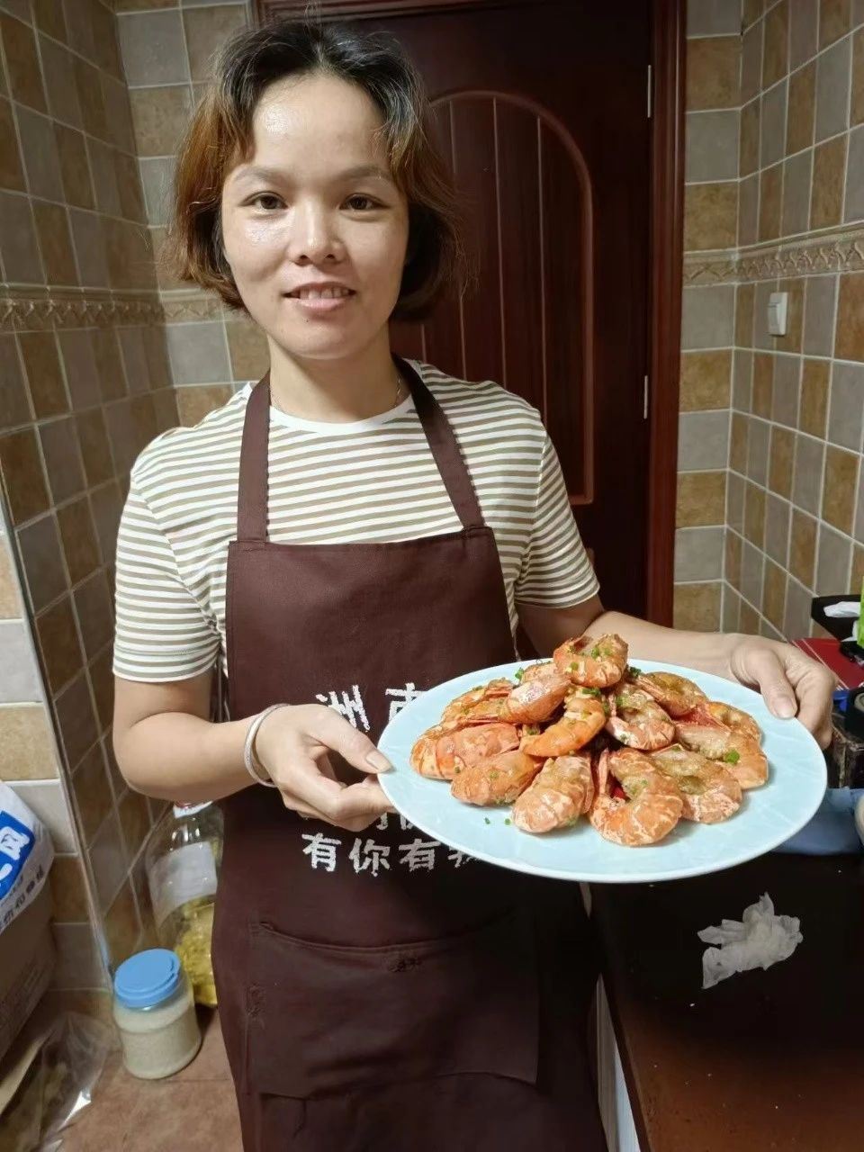 凌阿姨缩略图5