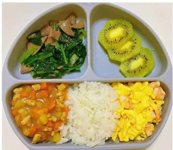 王阿姨工作生活照8