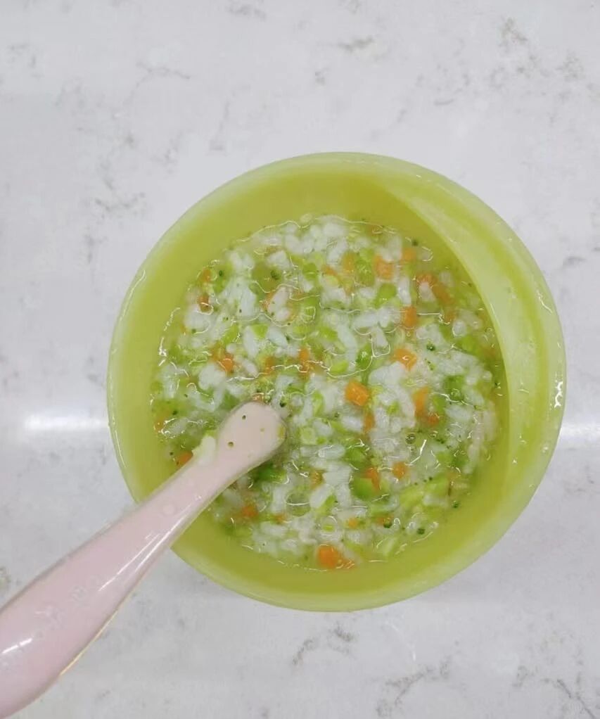 石阿姨工作生活照12