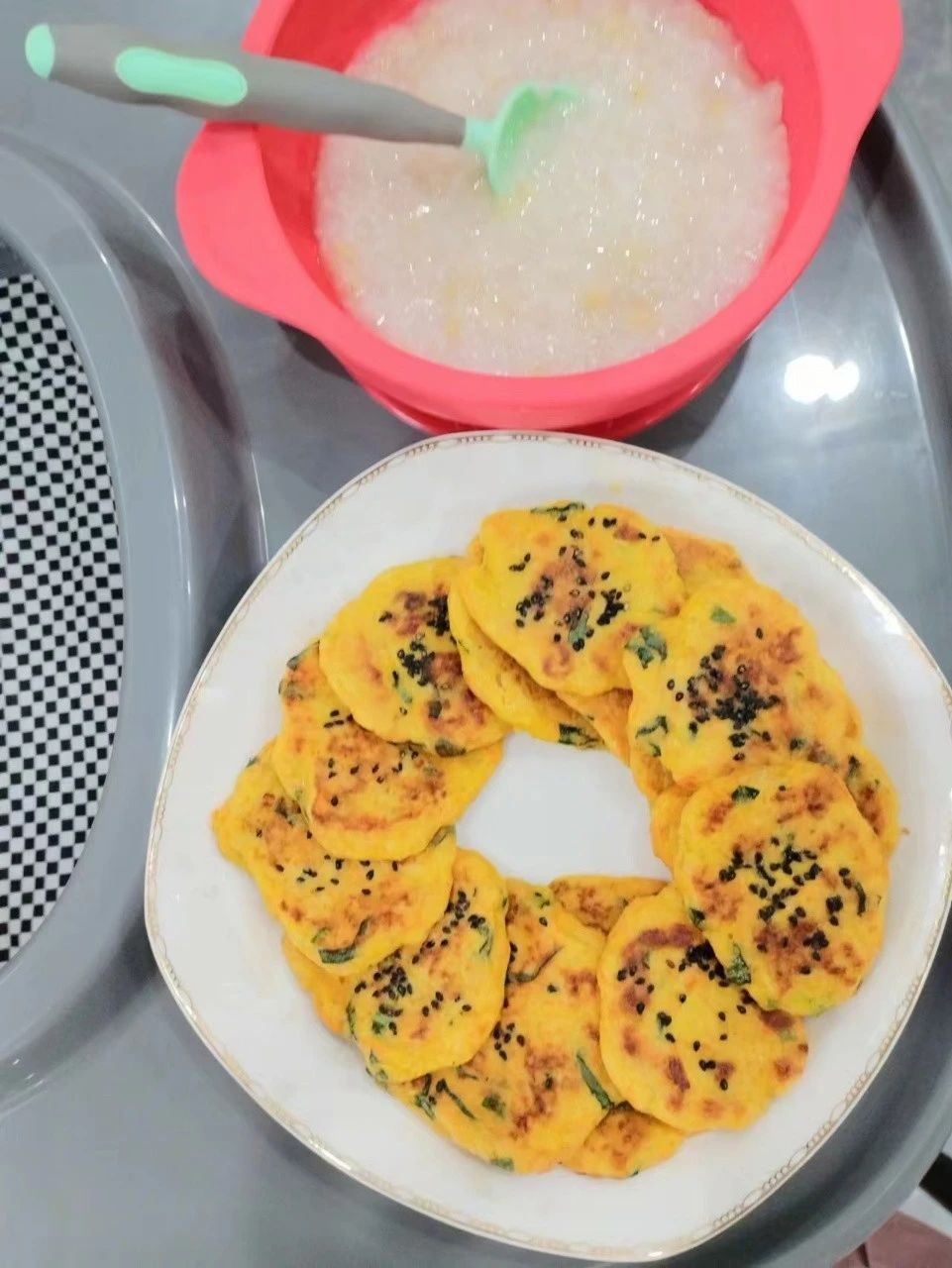 魏阿姨工作生活照8