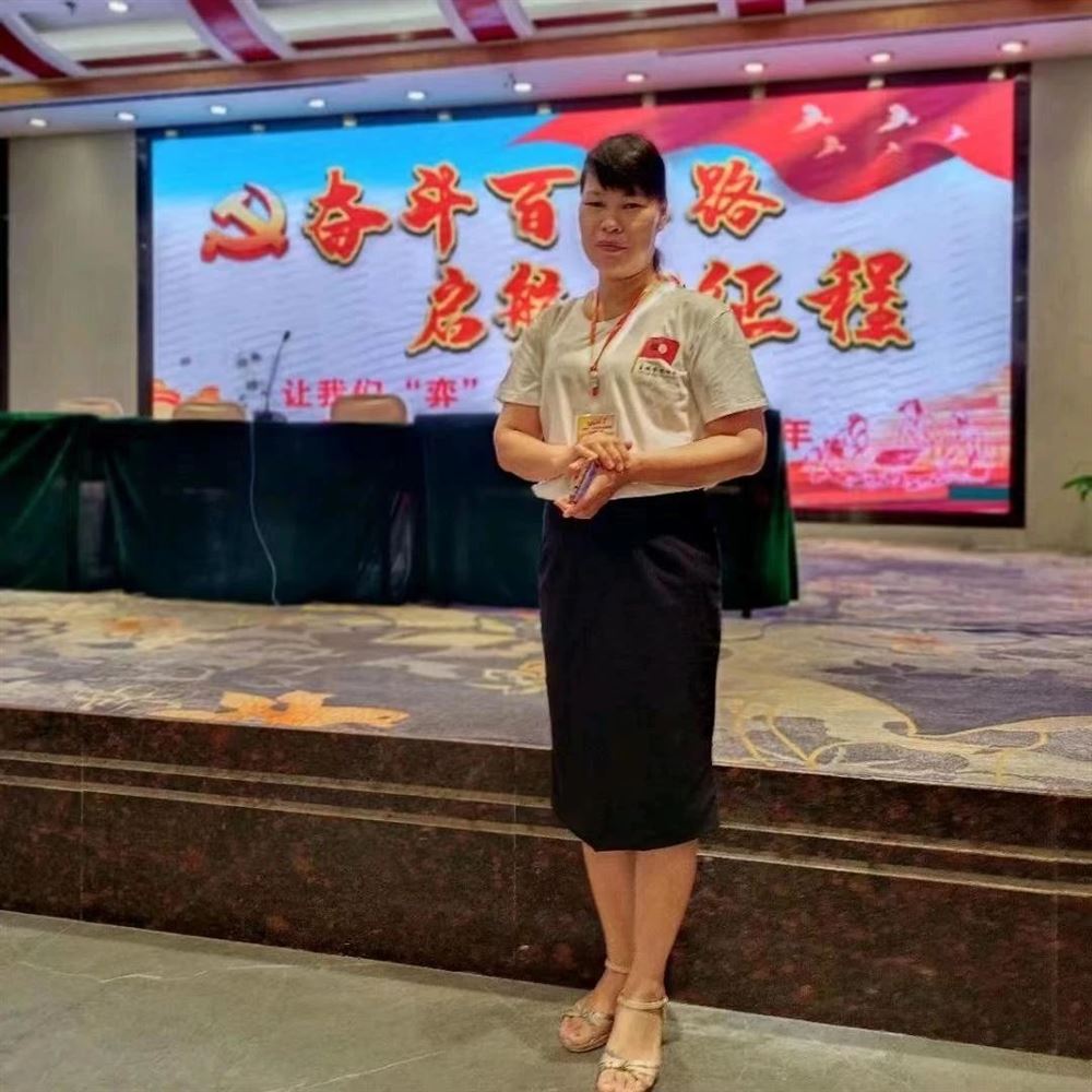 家政育婴师邹阿姨公开照片