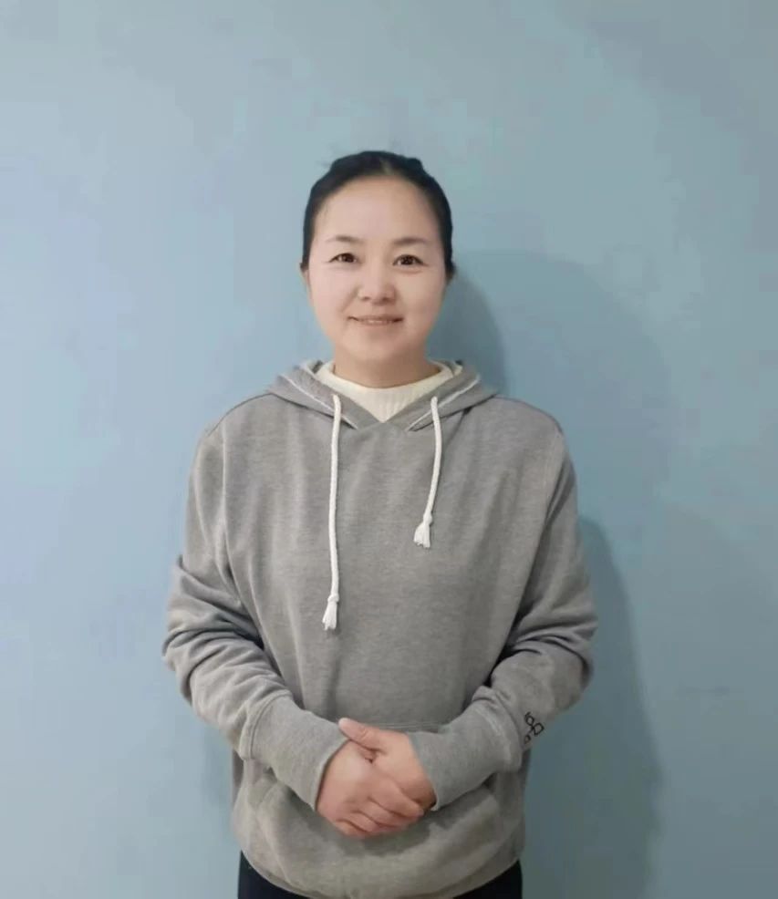 上海育婴师瞿阿姨公开照片