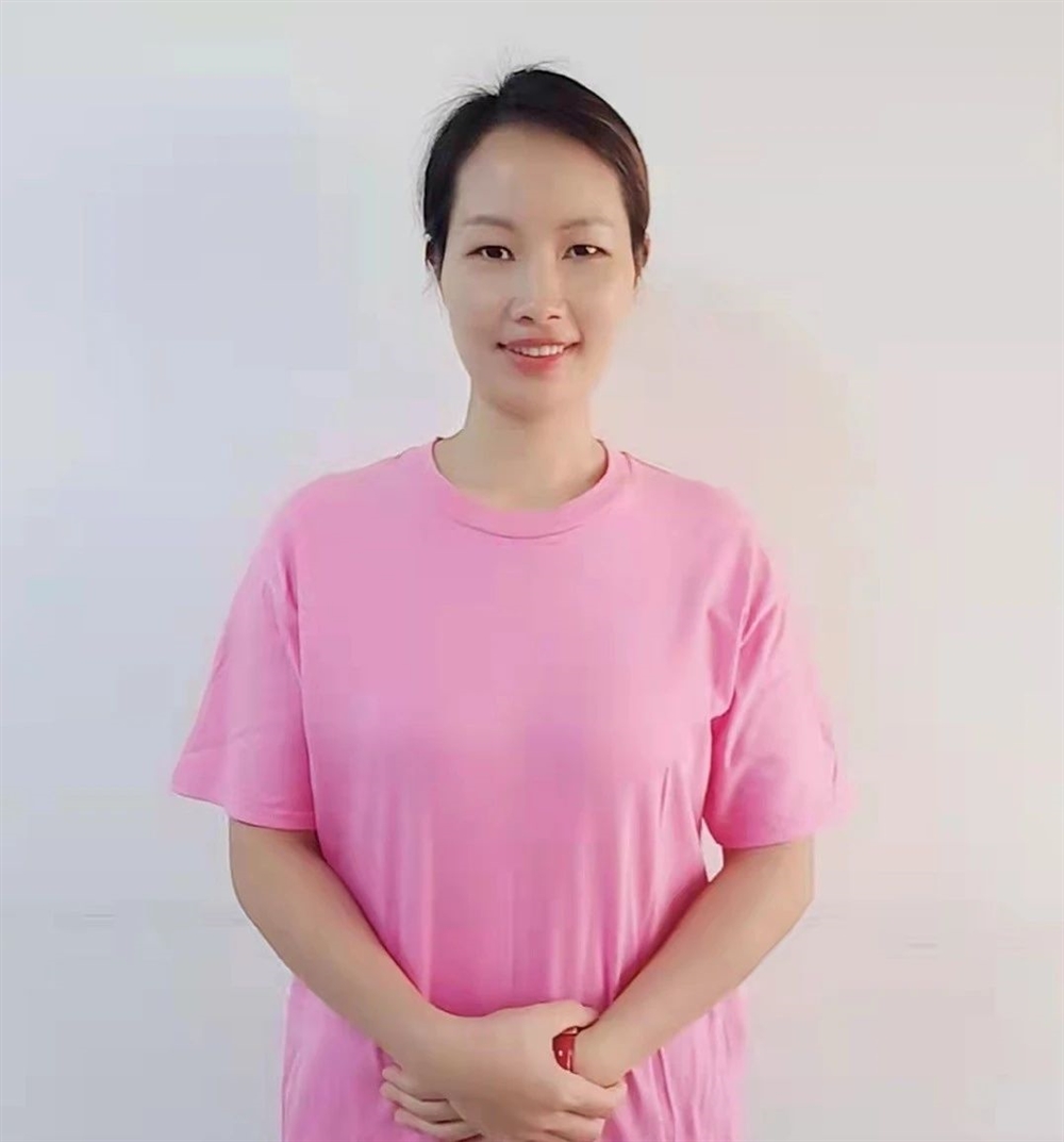 奉阿姨工作生活照5