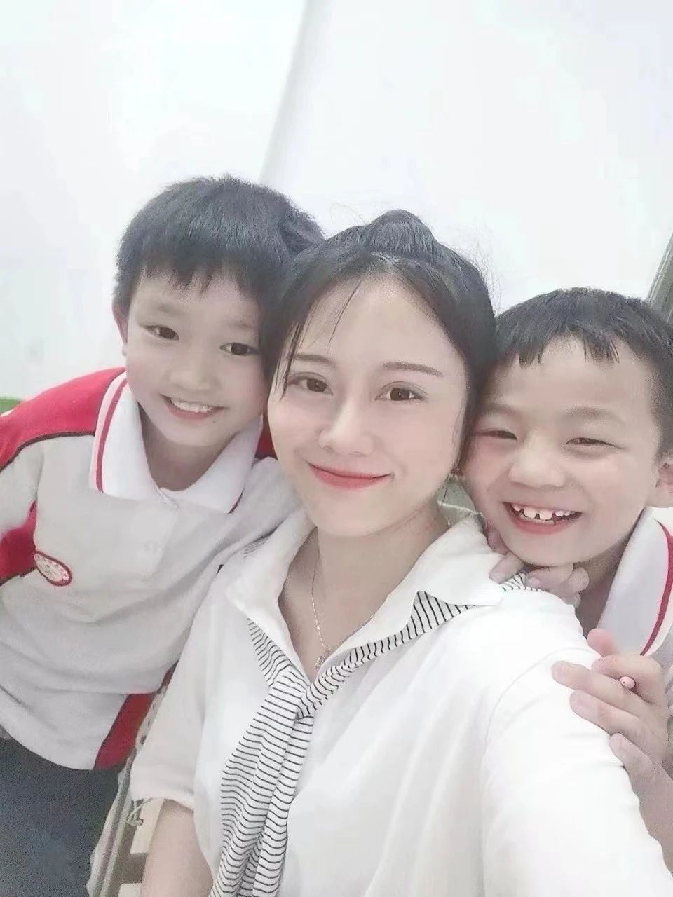 支阿姨缩略图2