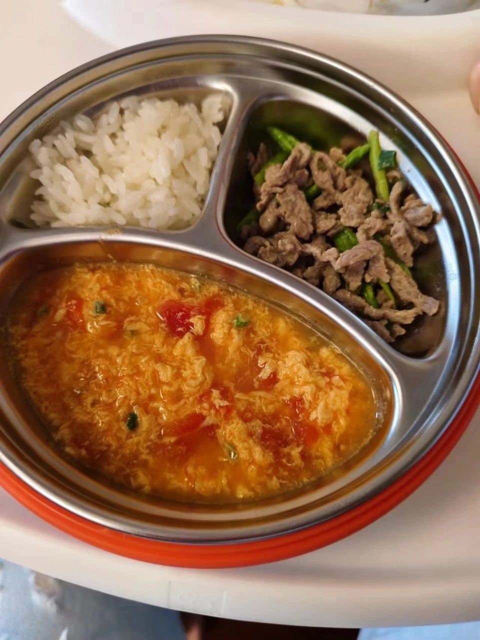 廖阿姨工作生活照9
