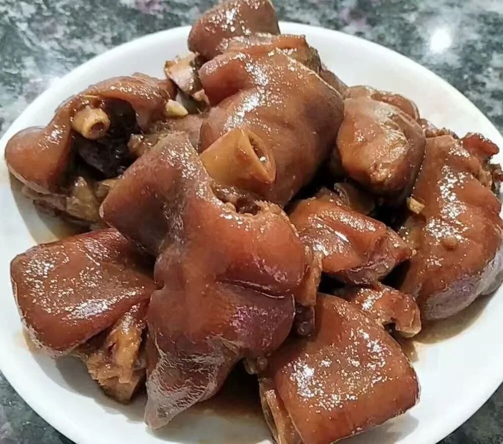 周阿姨工作生活照10