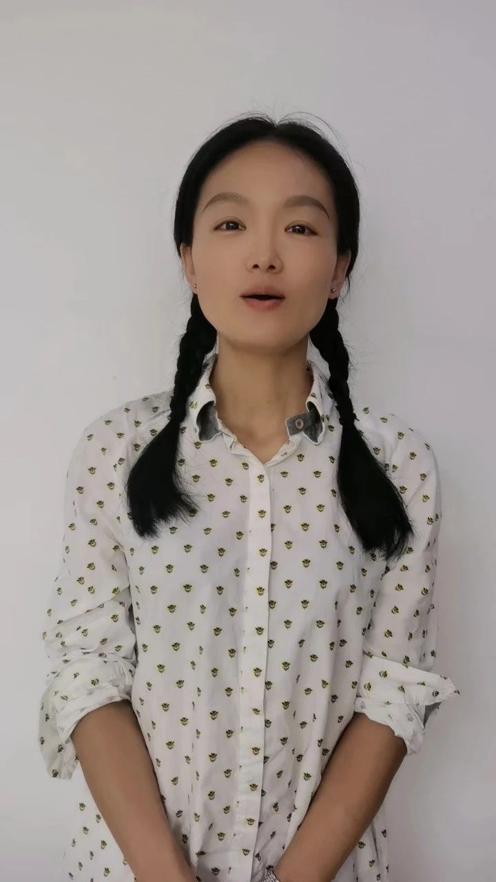 李阿姨工作生活照2